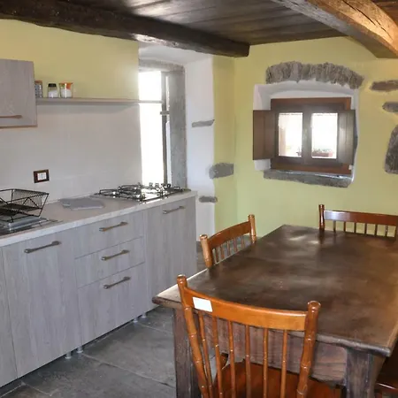 Vakantiehuis Il Borgo Di Monica