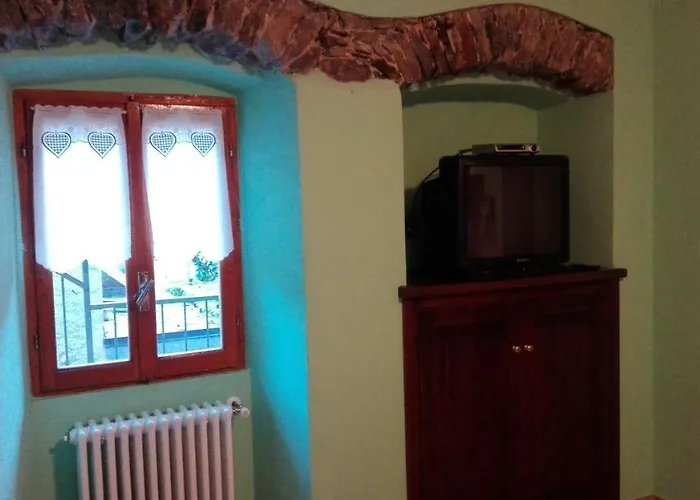 Il Borgo Di Monica בית נופש דומודוסולה